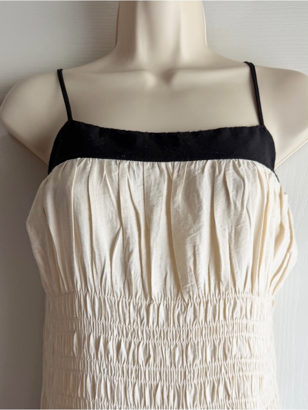 Anthropologie By The River Rosella Smocked Midi Dress - Picture 4 of 9